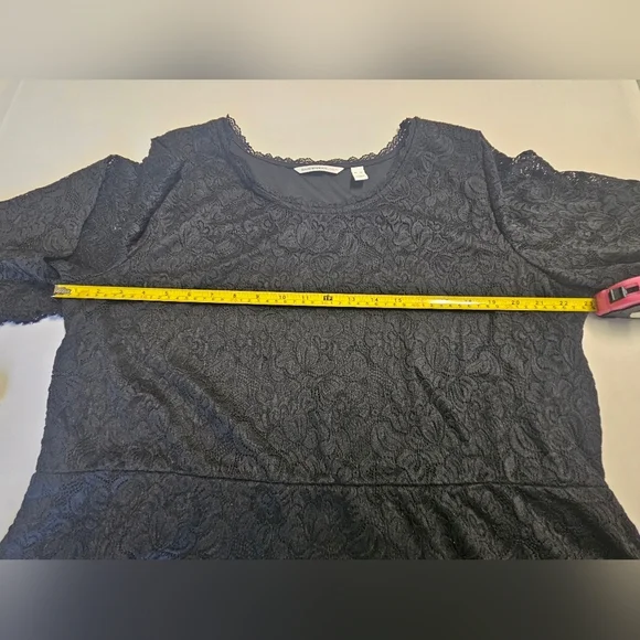 ISAACMIZRAHILIVE! -Elegant Black Lace Women's Top XL - Picture 3 of 6